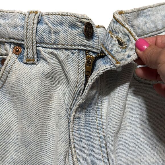 Levi’s 531 Fringe Hem Light Wash Shorts Size 29 - Picture 11 of 16